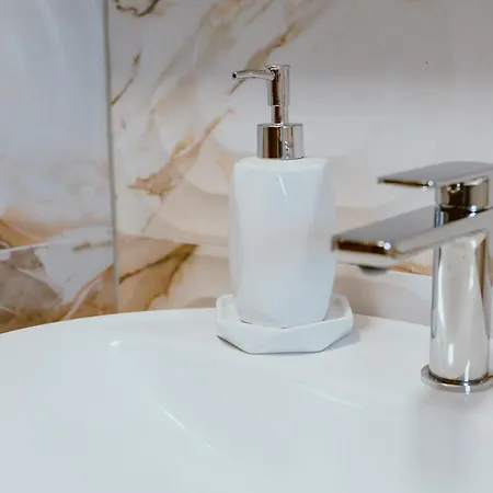 Lakeside Апартаменты