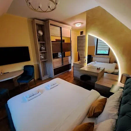 Апартаменты Lakeside Палич